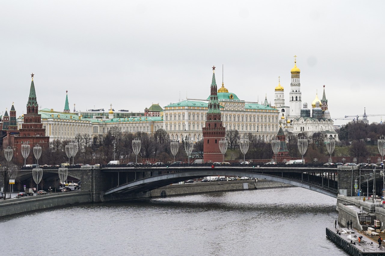 Московский становиться